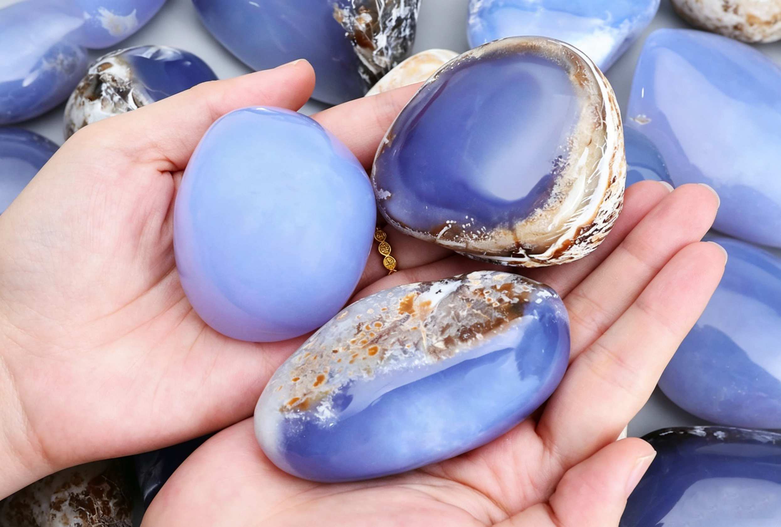 Sculptures Feng Shui en calcédoine bleue – Une catégorie B2B stable