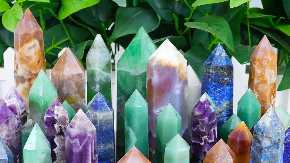 L'essor de l'économie du bien-être : comment les sculptures en cristal captent la vague mondiale de consommation spirituelle